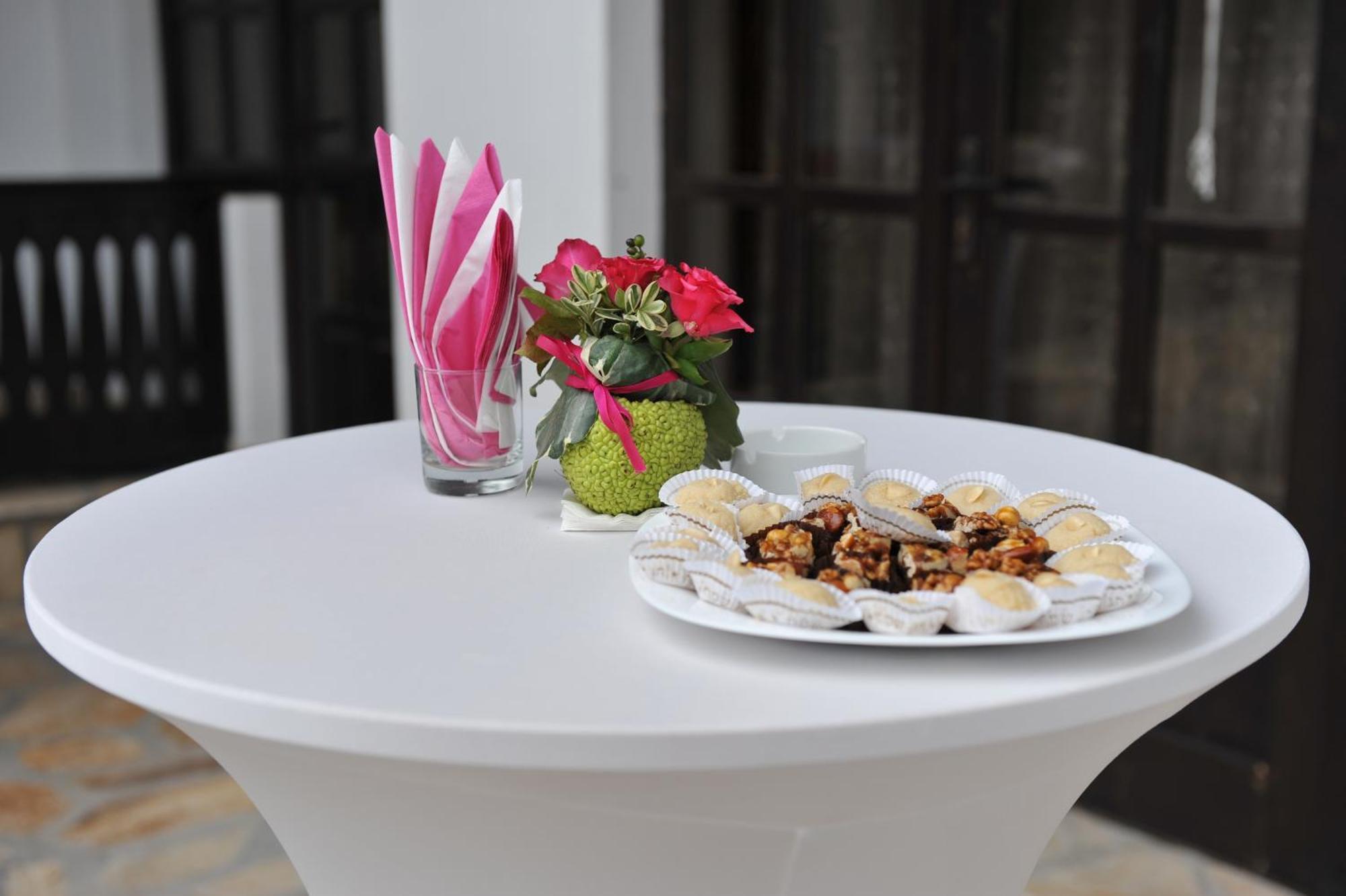 ארבאנאסי Hotel Izvora - Garden Retreat מראה חיצוני תמונה