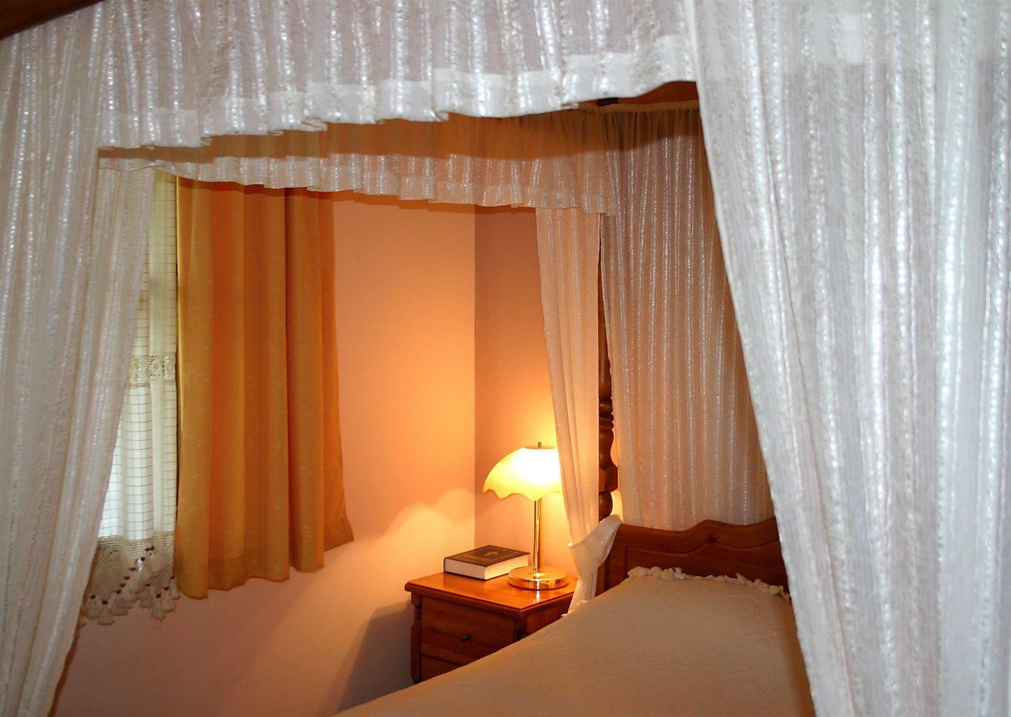 ארבאנאסי Hotel Izvora - Garden Retreat מראה חיצוני תמונה