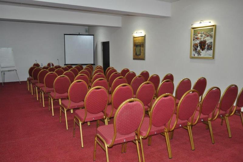 ארבאנאסי Hotel Izvora - Garden Retreat מראה חיצוני תמונה