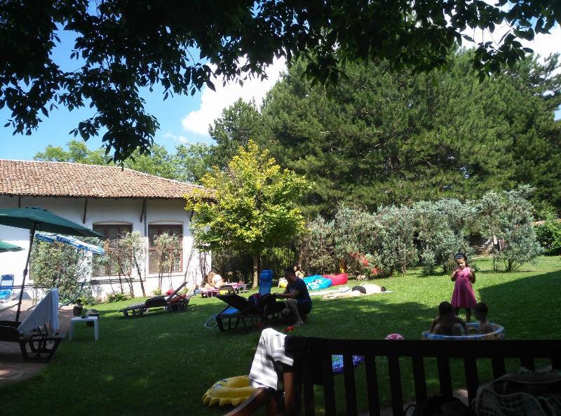 ארבאנאסי Hotel Izvora - Garden Retreat מראה חיצוני תמונה