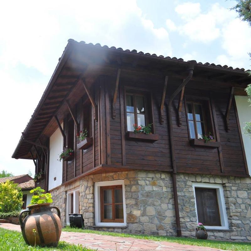 ארבאנאסי Hotel Izvora - Garden Retreat מראה חיצוני תמונה