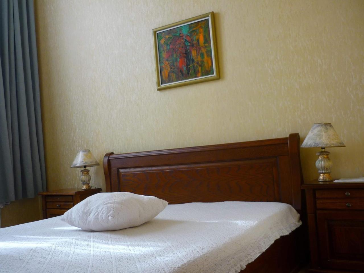 ארבאנאסי Hotel Izvora - Garden Retreat מראה חיצוני תמונה